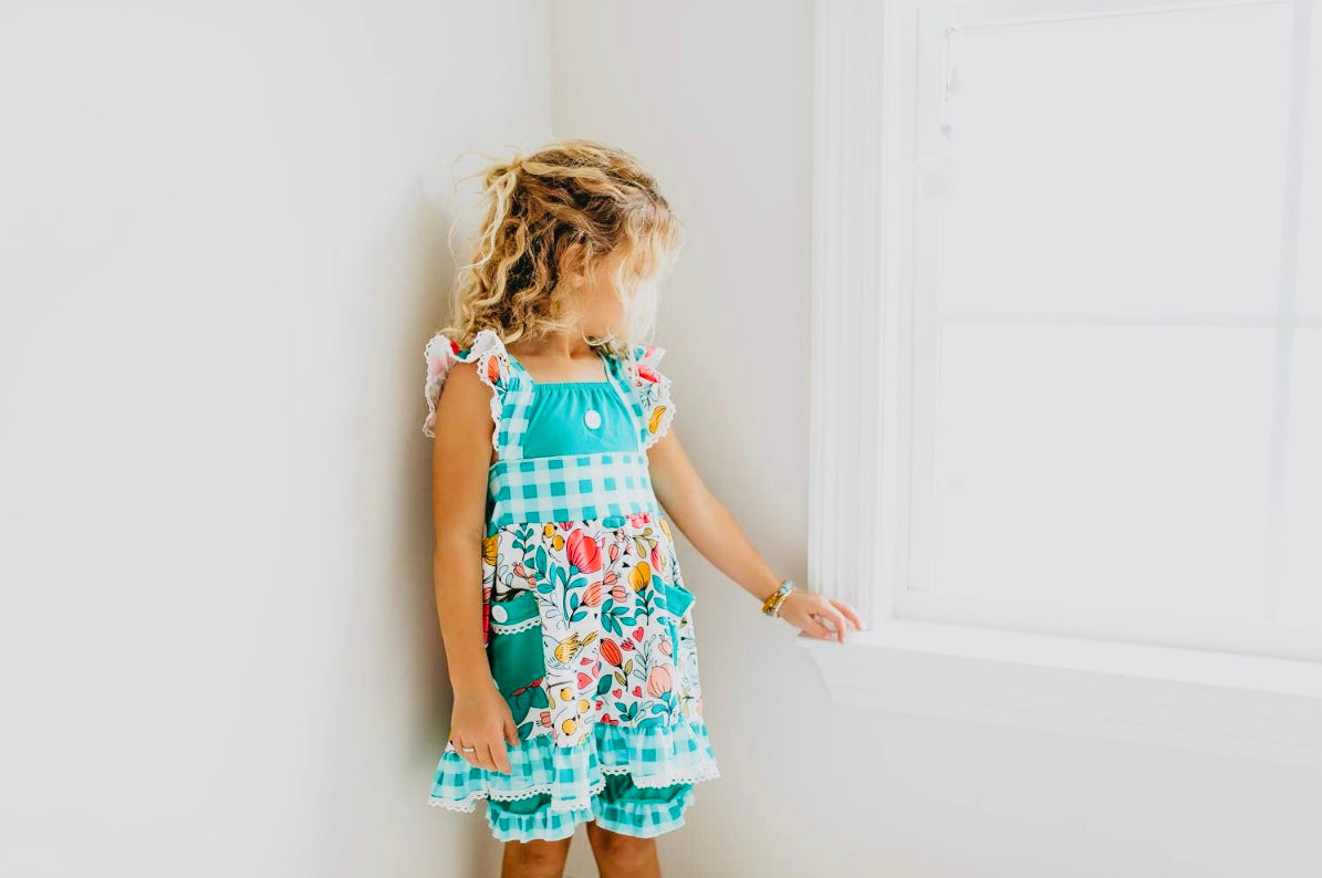 Teal Pocket Spring Summer Button Set