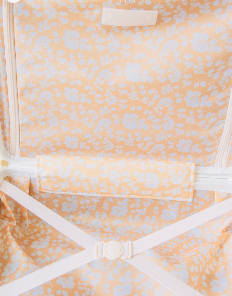 Lennon Traveling Luggage – Robin's Egg Blue