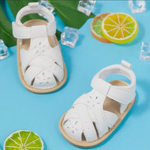 Load image into Gallery viewer, Baby/Toddler Hollow Out Solid Prewalker Shoes
