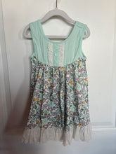 Load image into Gallery viewer, Girls Spring Summer Tunic Top and Shorts Set
