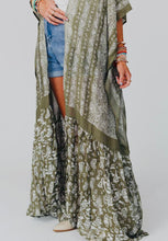 Load image into Gallery viewer, Paisley Tapestry Free Flow Duster Kimono-Olive
